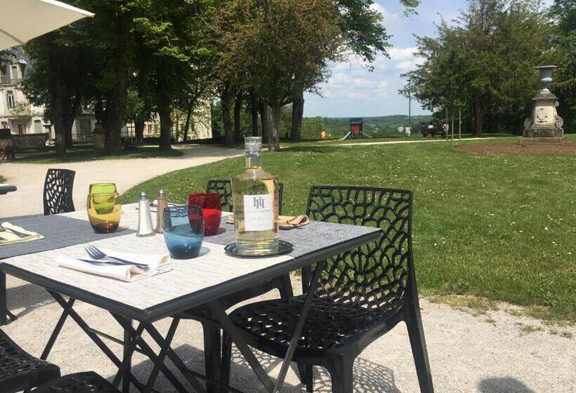 هتل Hôtel Restaurant Des Remparts