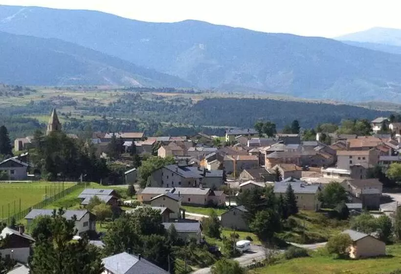 酒店 Hôtel Restaurant Le Lassus