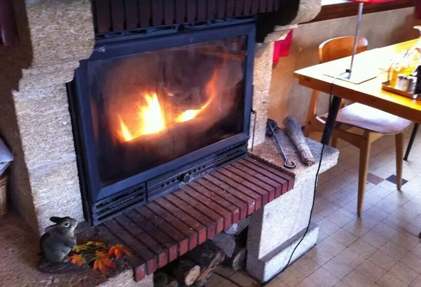 酒店 Hôtel Restaurant Le Lassus