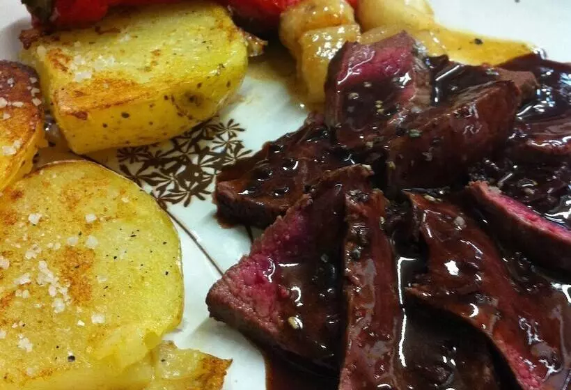 酒店 Hôtel Restaurant Le Lassus