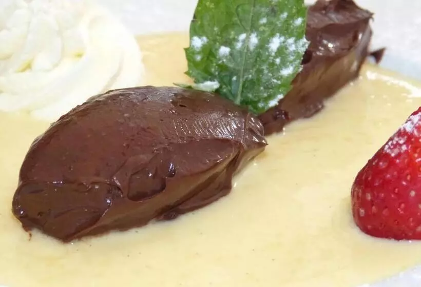 호텔 Hôtel Restaurant Le Relais