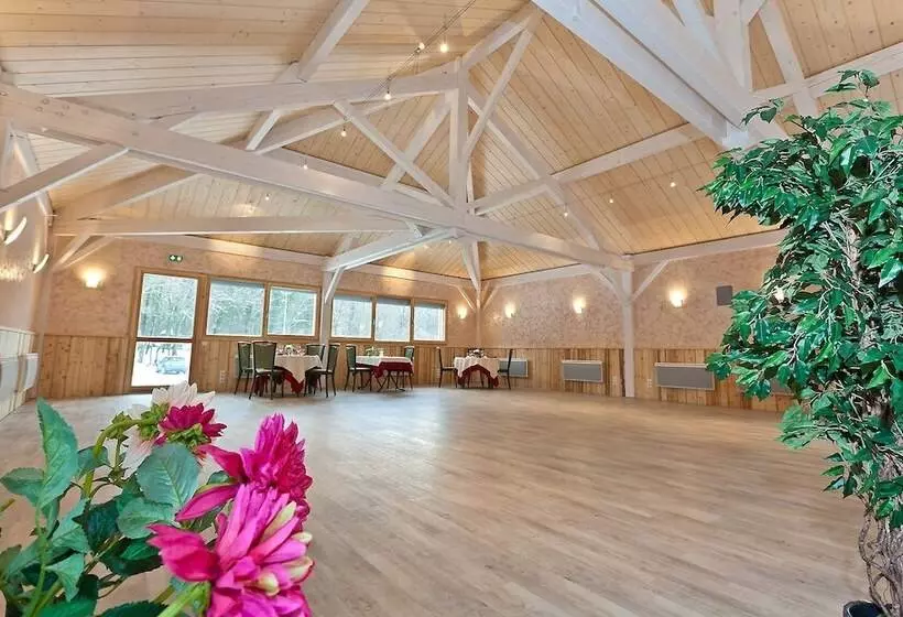 Отель Le Bois Dormant Hôtel Restaurant & Spa Logis Hôtel