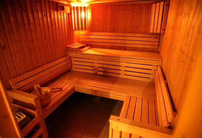 Отель Le Bois Dormant Hôtel Restaurant & Spa Logis Hôtel