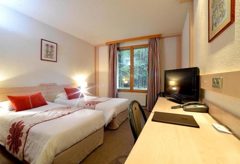 ホテル Le Bois Dormant Hôtel Restaurant & Spa Logis Hôtel