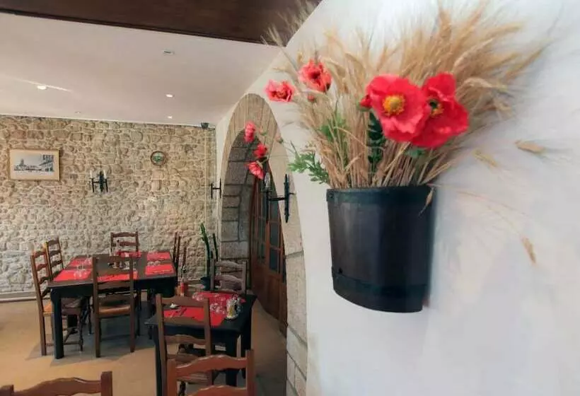 酒店 Le Chapeau Rouge