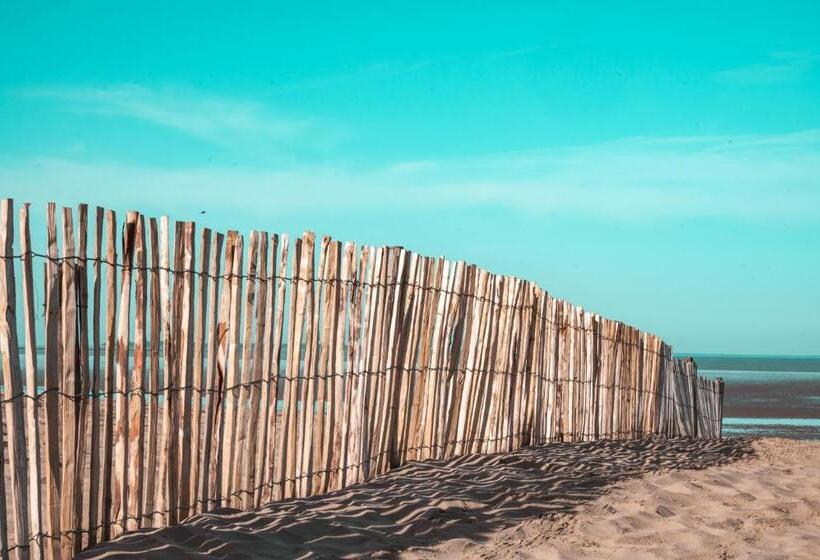 호텔 Hôtel Le Rivage