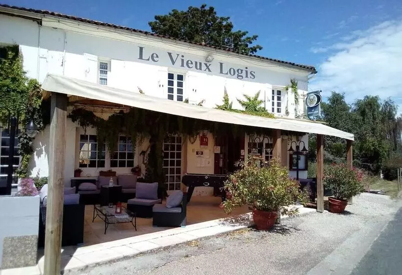 Отель Le Vieux Logis De Clam