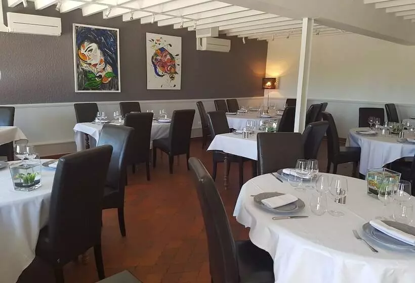 Отель Le Vieux Logis De Clam