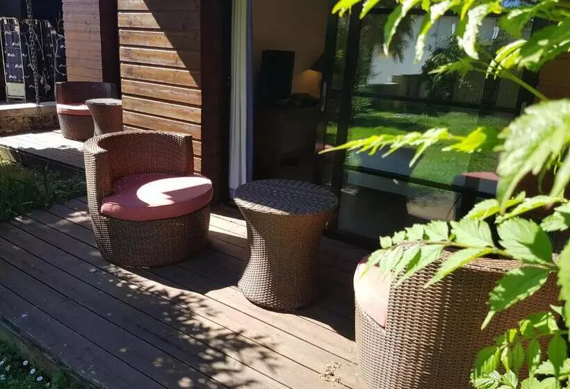 Отель Le Vieux Logis De Clam