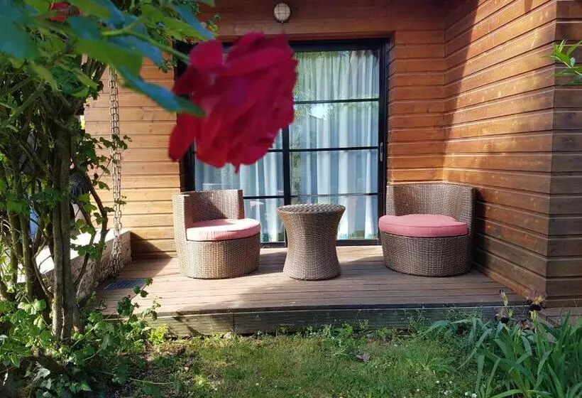 Отель Le Vieux Logis De Clam