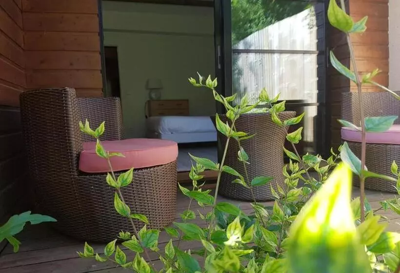 Отель Le Vieux Logis De Clam