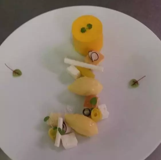 فندق Logis Auberge Le Centre Poitou