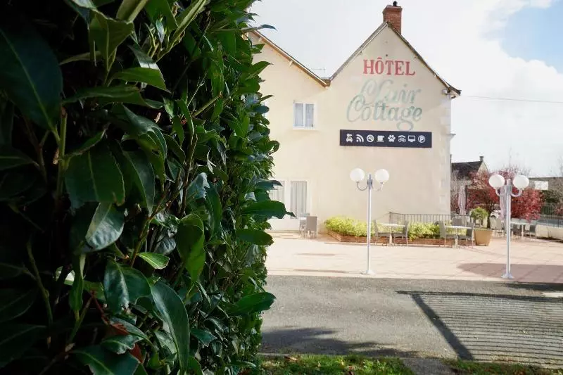 Отель Logis Hôtel Restaurant Clair Cottage, Chisseaux Chenonceaux