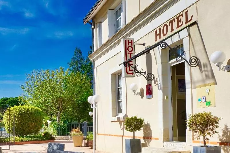 Отель Logis Hôtel Restaurant Clair Cottage, Chisseaux Chenonceaux