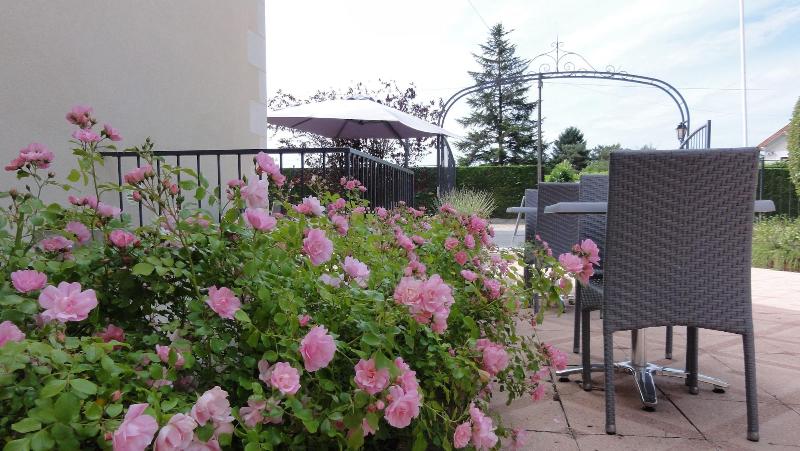 בית מלון כפרי Logis Hôtel Restaurant Clair Cottage, Chisseaux Chenonceaux