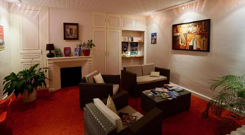 בית מלון כפרי Logis Hôtel Restaurant Clair Cottage, Chisseaux Chenonceaux