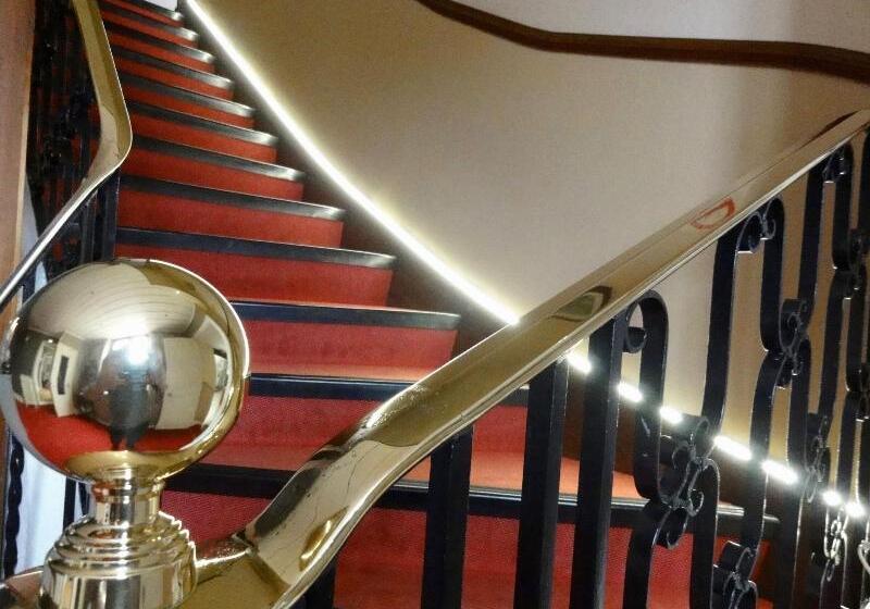 בית מלון כפרי Logis Hôtel Restaurant Clair Cottage, Chisseaux Chenonceaux