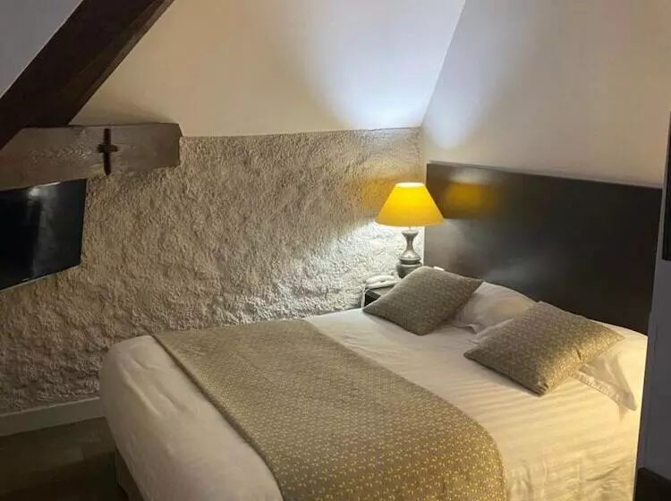 ホテル Logis Hostellerie Des Ducs