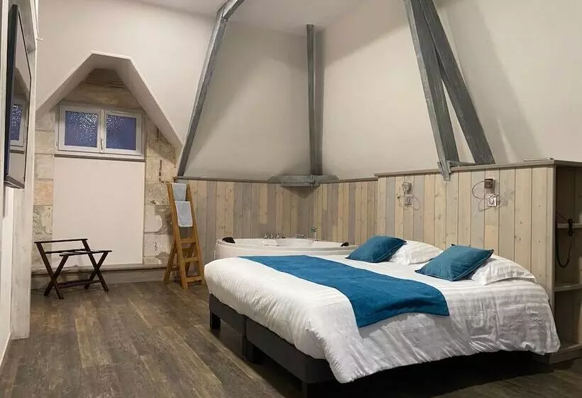 ホテル Logis Hostellerie Des Ducs