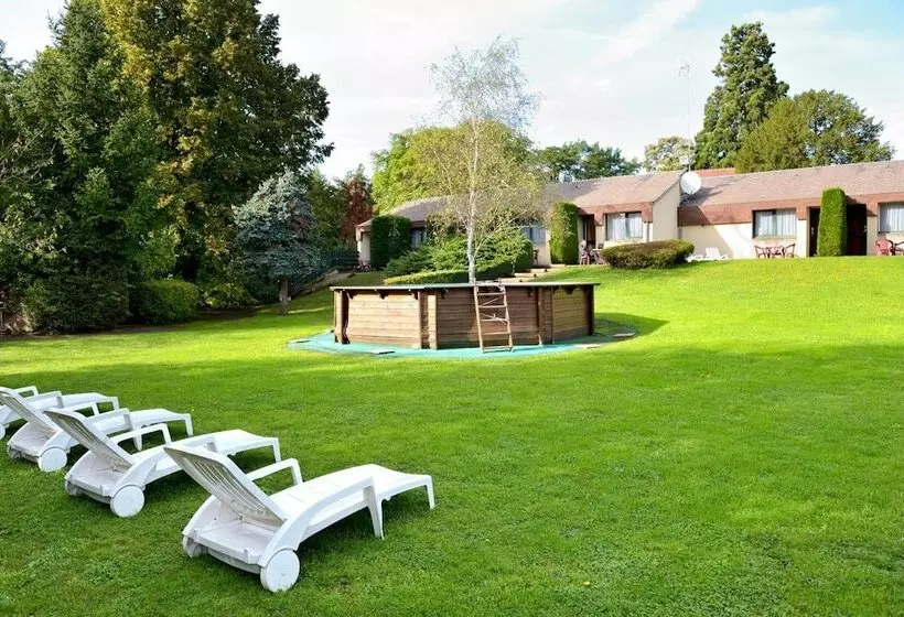 Отель Logis Hôtel Restaurant Du Lion D Argent Et Des Tanneries