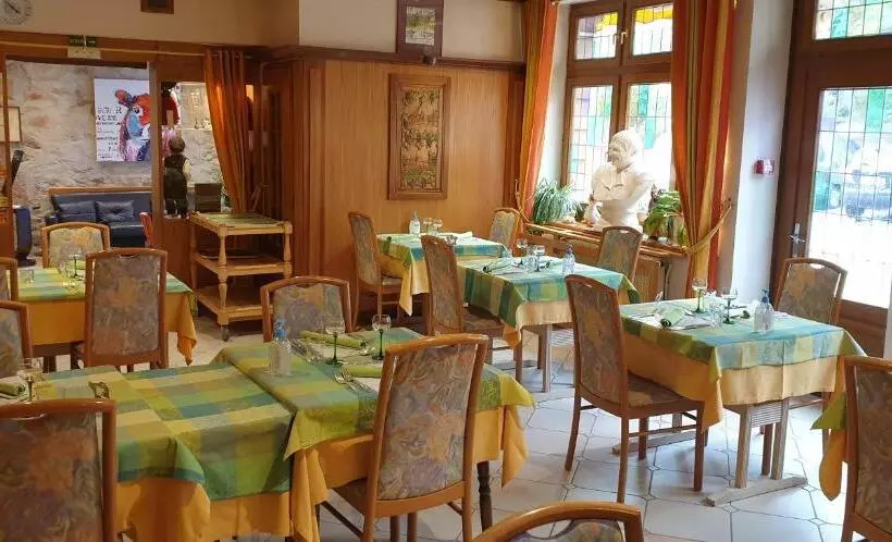 Logis Hotel Restaurant Le Faudé