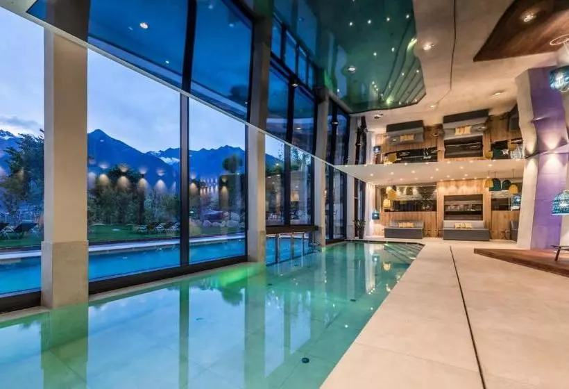 酒店 Schenna Resort