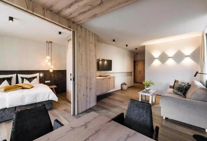 酒店 Schenna Resort