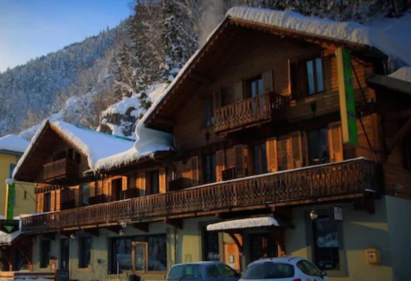 Отель Vert Lodge Chamonix