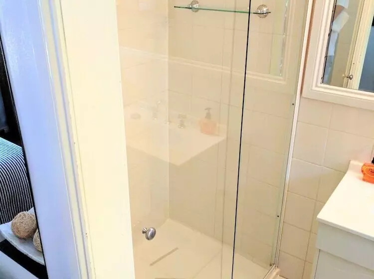 Hotelli Annie Roe's Luxury Bed & Breakfast