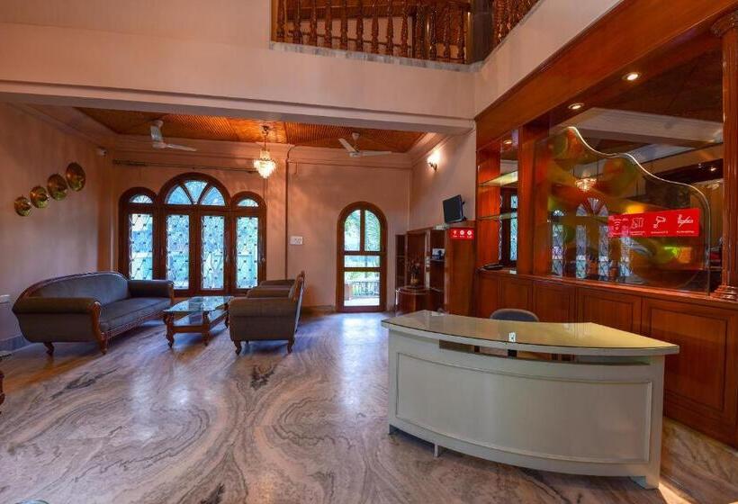 Отель Oyo 14371 Treetops Guest House