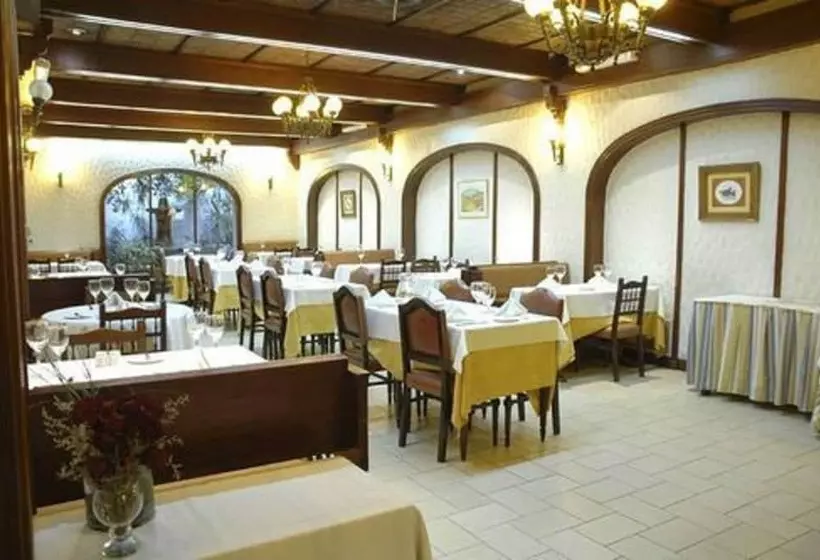 Отель Austral Bahia Blanca