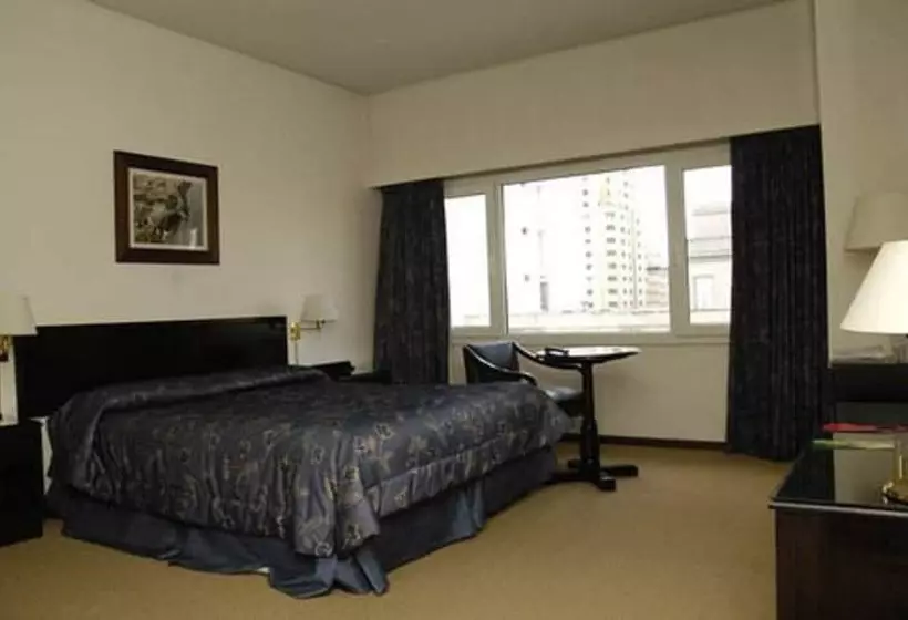 Отель Austral Bahia Blanca