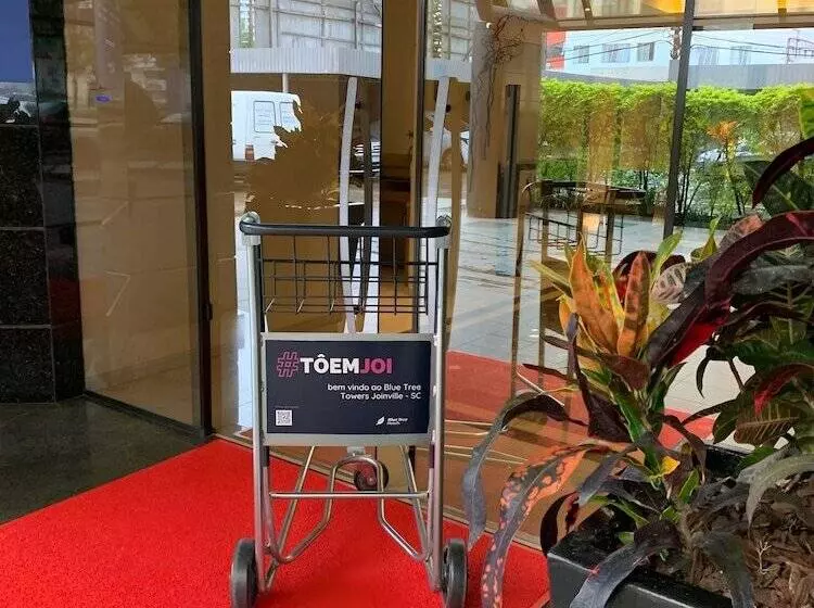 בית מלון כפרי Blue Tree Towers Joinville