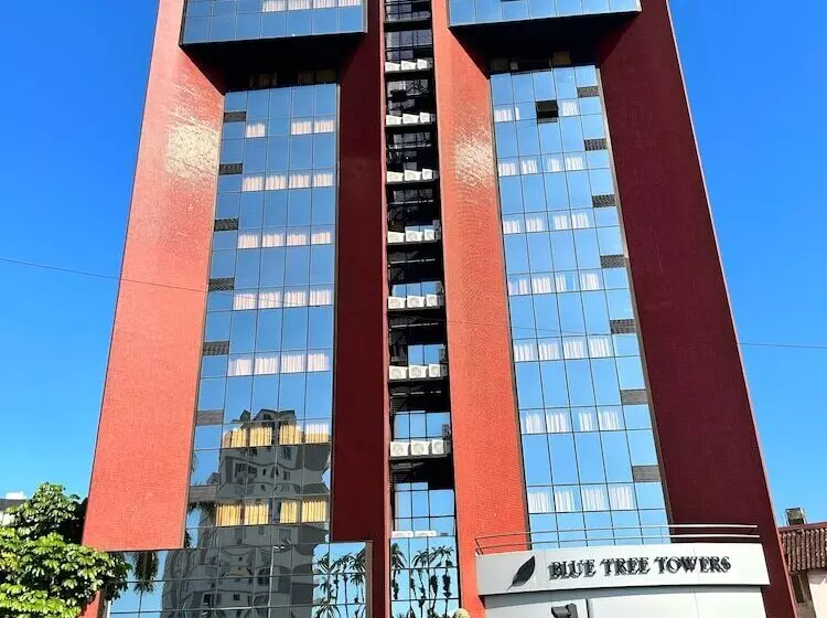 בית מלון כפרי Blue Tree Towers Joinville