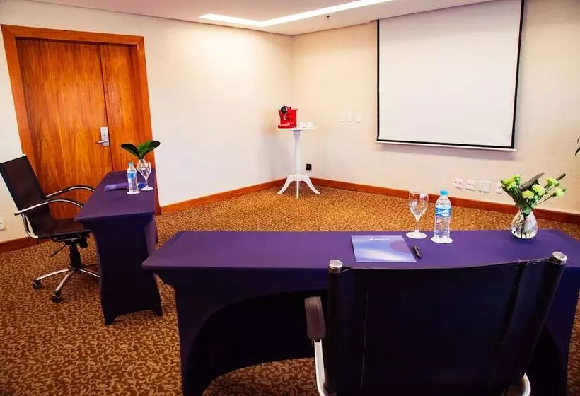 Otel Blue Tree Towers Millenium Porto Alegre