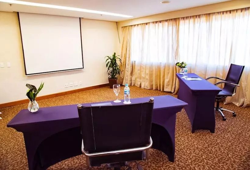 Otel Blue Tree Towers Millenium Porto Alegre