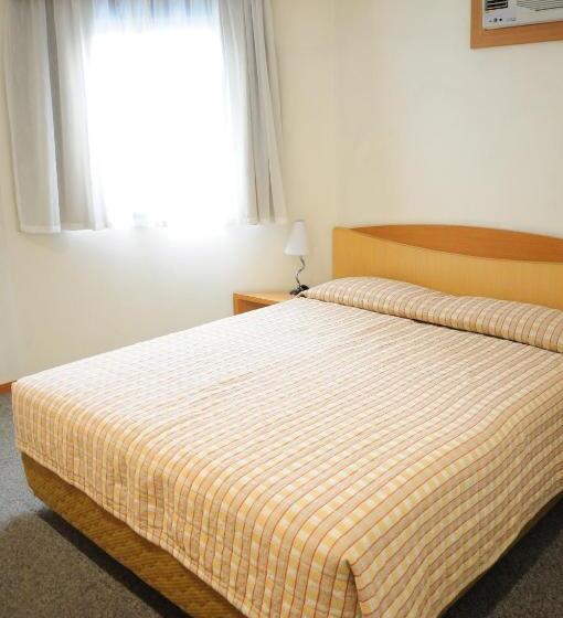 هتل Brasilia Santana Gold Flat