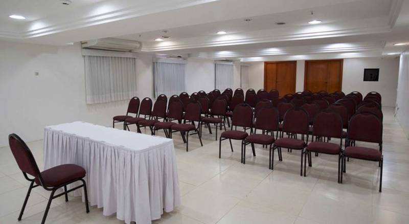 בית מלון כפרי Bristol Jangada Fortaleza Meirelles