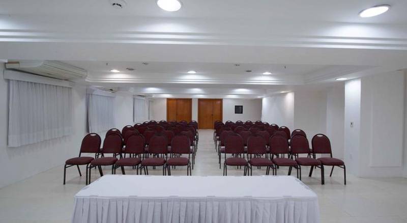 בית מלון כפרי Bristol Jangada Fortaleza Meirelles