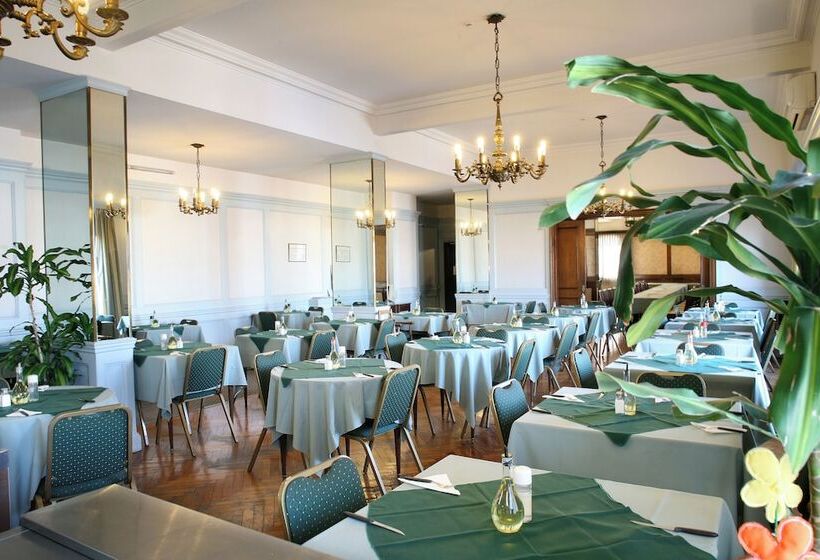 هتل Constitución Palace