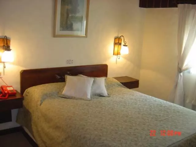 هتل Hosteria La Posta Del Cazador