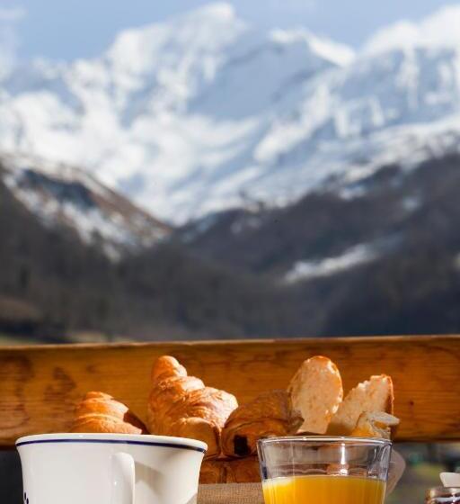 هتل Hôtel Le Montaigu