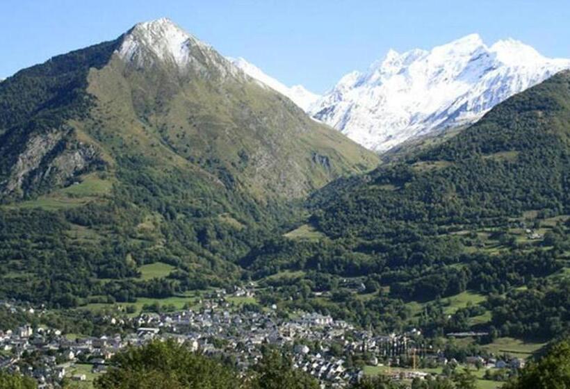 هتل Hôtel Le Montaigu