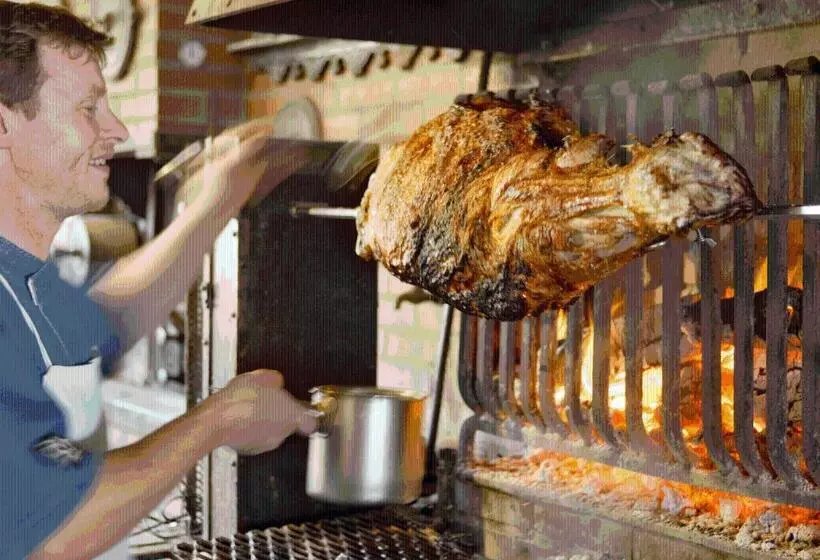 בית מלון כפרי Hôtel Spa Mendi Alde