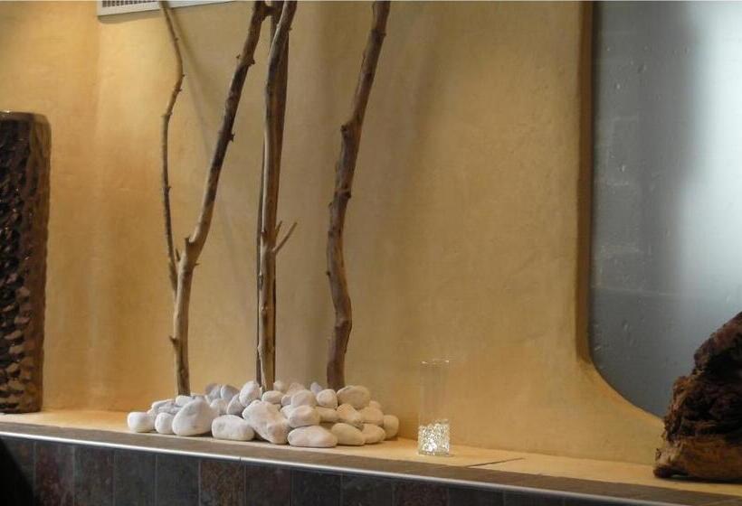 Отель Hôtel Spa Mendi Alde