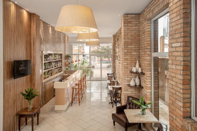 هتل Intercity Nações Unidas