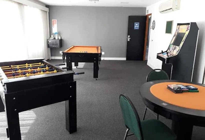 هتل Intercity Nações Unidas