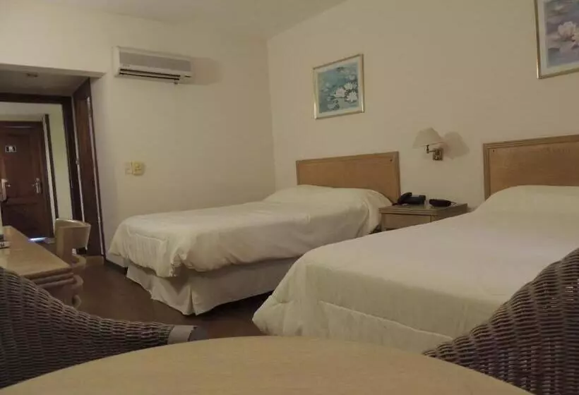 בית מלון כפרי La Foret