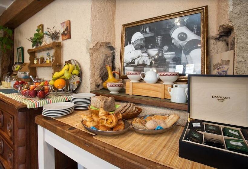 فندق Le Lion D Or