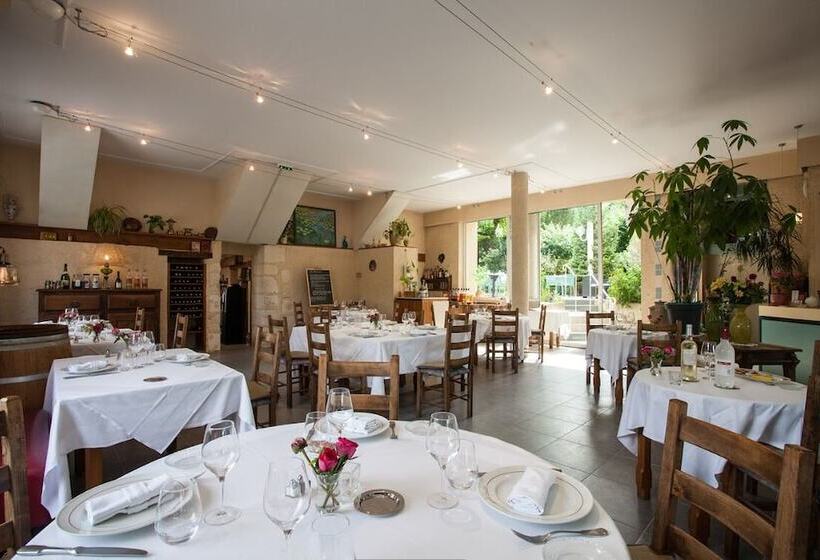 فندق Le Lion D Or